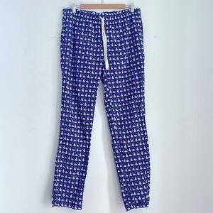 Vineyard Vine logo all over printed holiday Christmas pull on pajama pants sz M